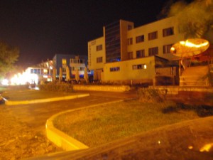 Era lumină la Hotel Prestige….dar numai împrejur…. la alţii Era lumină la Hotel Prestige….dar numai împrejur…. la alţii